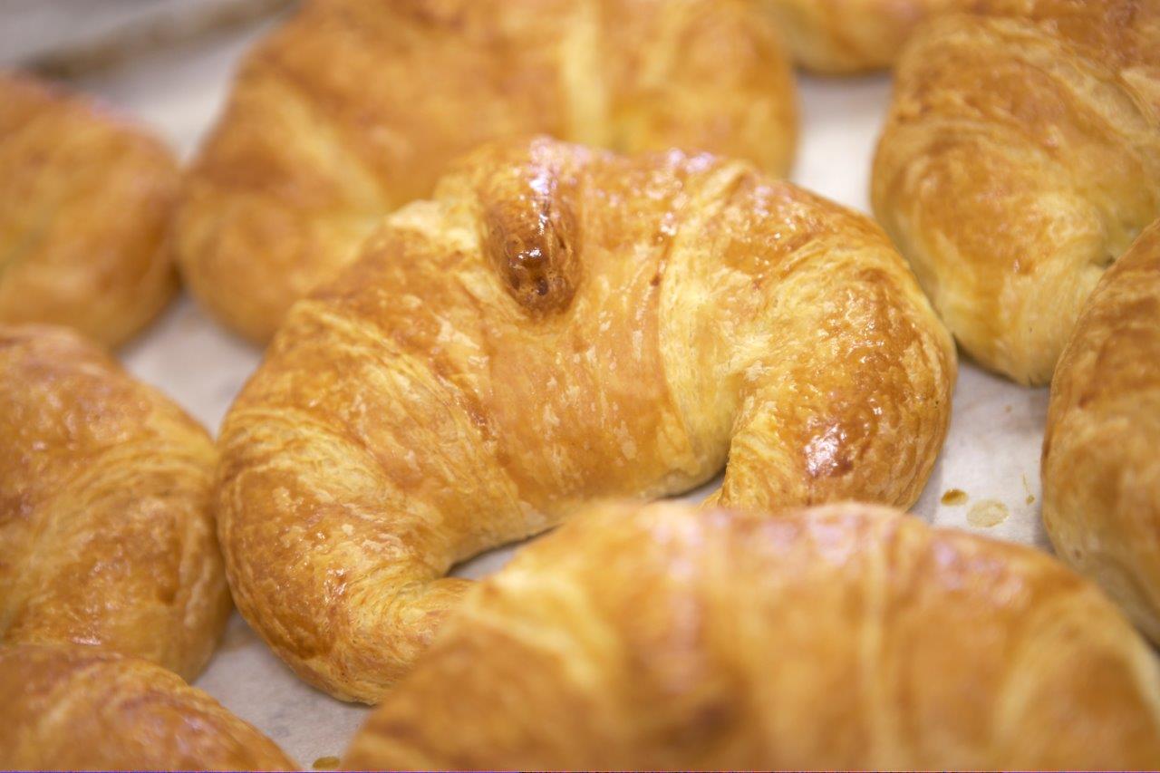 Plain Croissant (large) – Chez Jean-Claude Patisserie